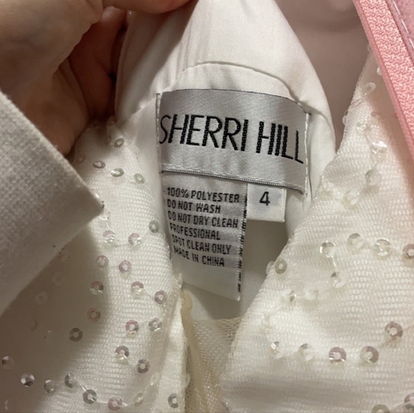 Sherri Hill size 4 White - Picture 3 of 3